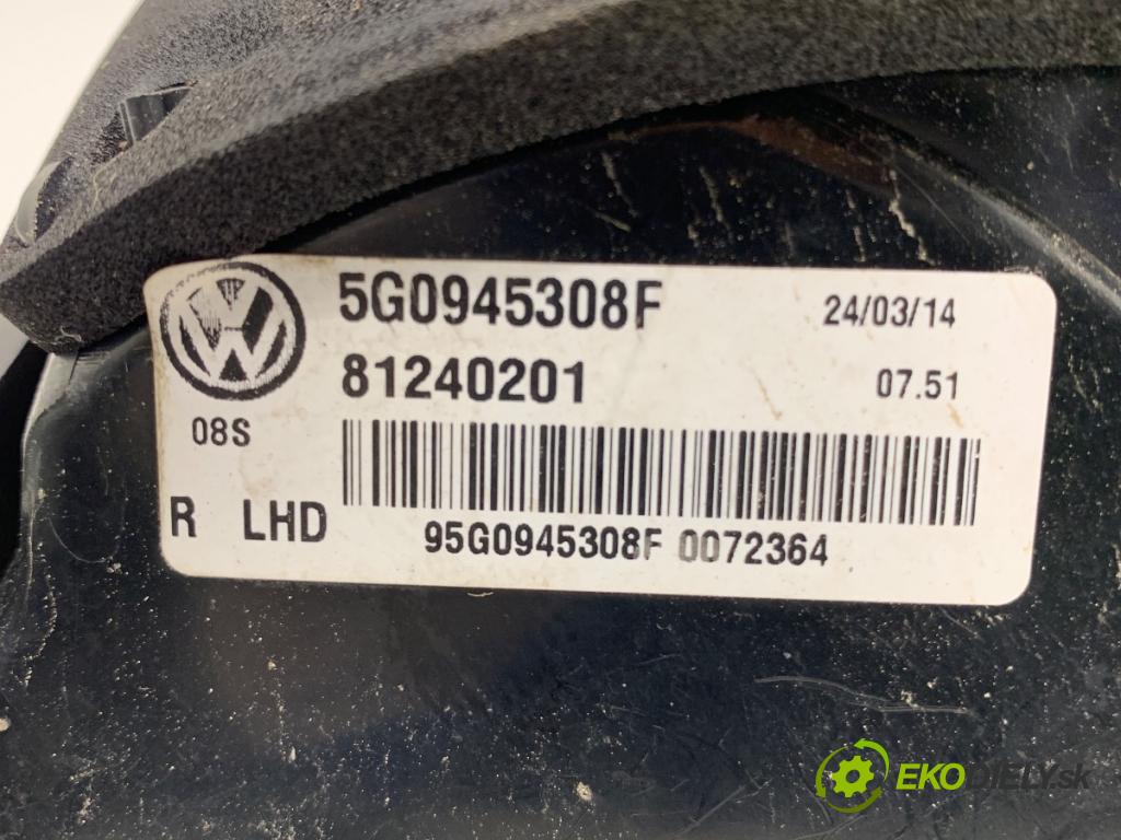 VW GOLF VII liftback 2014 135 kW 2.0 GTD 1968 světlo zadní část pravá vnitřní 5G0945308F (Klika dveří ostatní)