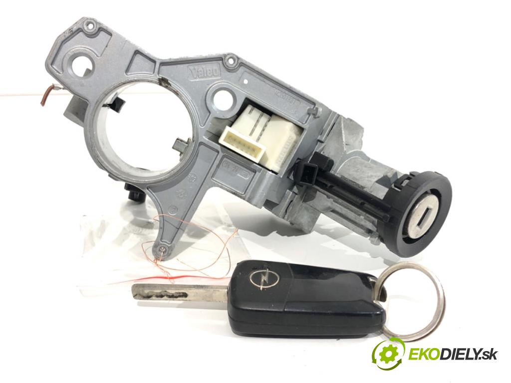 OPEL ZAFIRA B Nadwozie pełne/minivan 2006 88 kW 1.9 CDTI VAN (M75) 1910 spinačka N0501882 (Spínacia skrinka)