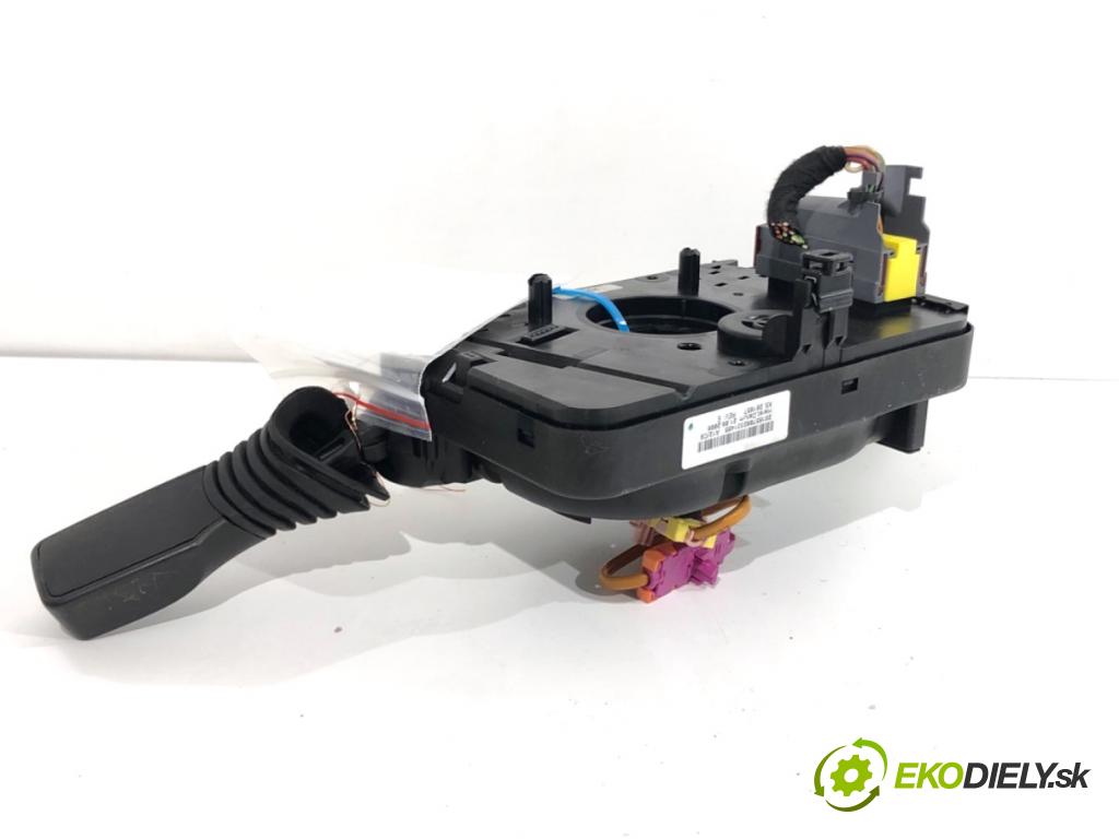 OPEL ZAFIRA B Nadwozie pełne/minivan 2006 88 kW 1.9 CDTI VAN (M75) 1910 Prepínač kombinovaný 13245732TD (Prepínacie páčky pod volantom)