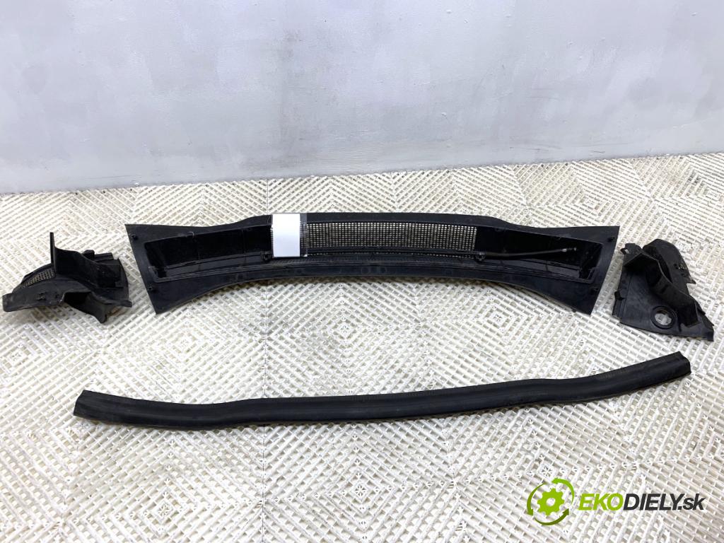 OPEL ZAFIRA B Nadwozie pełne/minivan 2006 88 kW 1.9 CDTI VAN (M75) 1910 Torpédo, plast pod čelné okno 13142034 (Torpédo (plast pod čelným sklom))