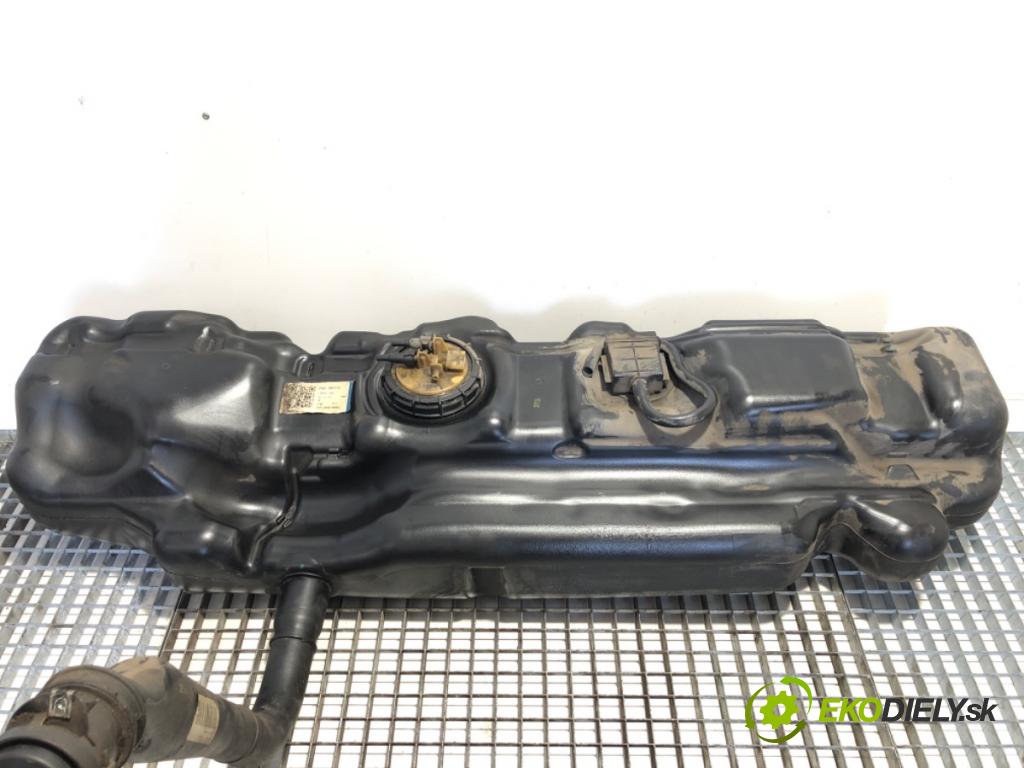 MERCEDES-BENZ W906 Skrzynia 2011 120 kW 216 CDI (906.611, 906.613) 2143 nádržka paliva  (Palivová nádrž)