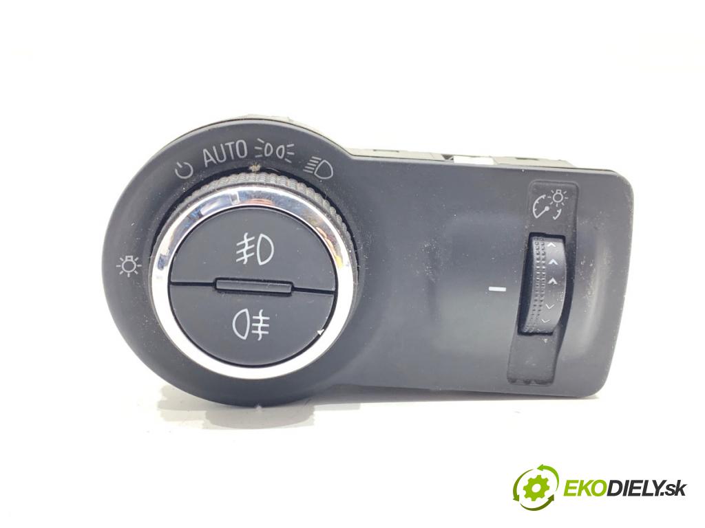 OPEL INSIGNIA A Kombi 2011 118 kW 2.0 CDTI 4x4 (35) 1956 Spínač svetiel 13268707