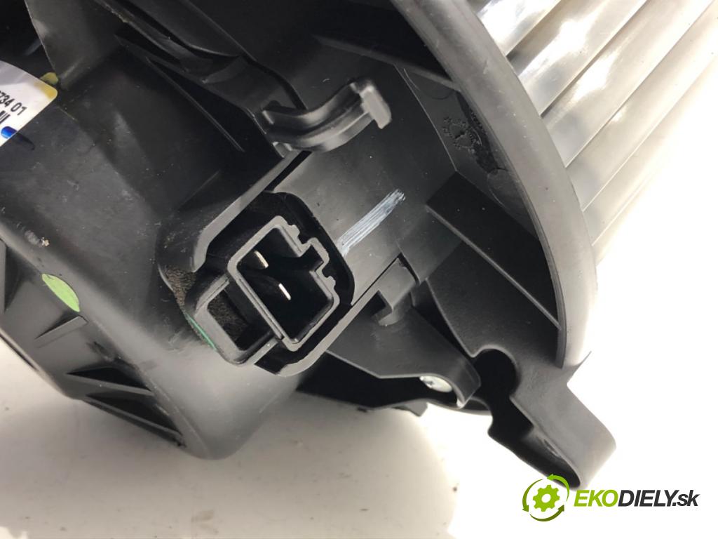 OPEL INSIGNIA A Kombi 2011 118 kW 2.0 CDTI 4x4 (35) 1956 ventilátor kúrenia 52426734