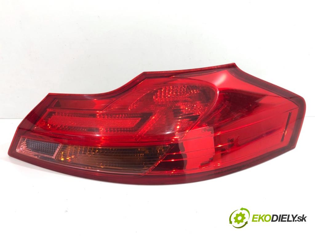 OPEL INSIGNIA A Kombi 2011 118 kW 2.0 CDTI 4x4 (35) 1956 Svetlo pravy zad 13226857