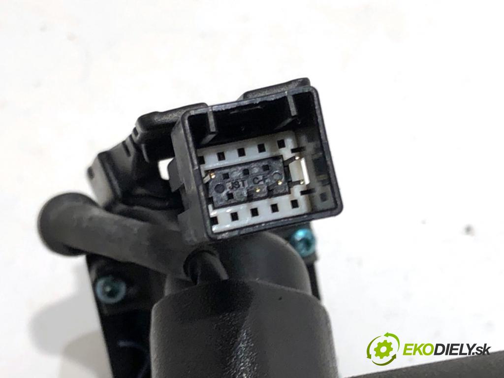 OPEL INSIGNIA A Kombi 2011 118 kW 2.0 CDTI 4x4 (35) 1956 Spätné zrkadlo KAMERA okna prednej 22794447
