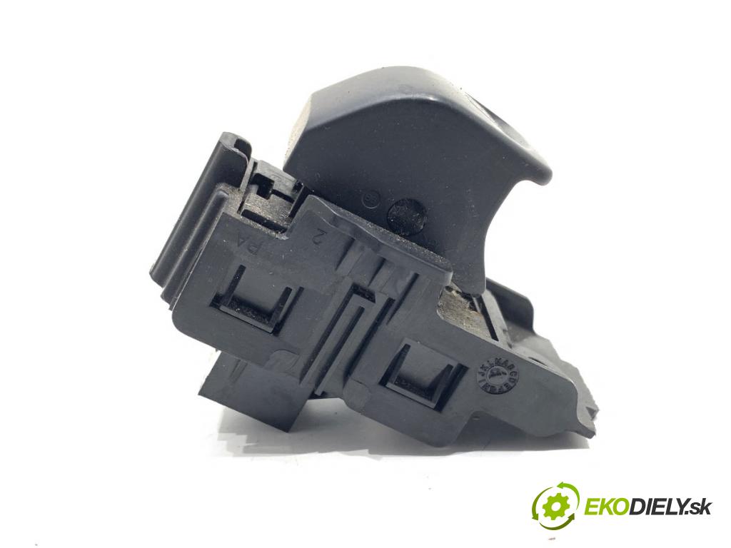 OPEL INSIGNIA A Kombi 2011 118 kW 2.0 CDTI 4x4 (35) 1956 BRZDA: ručný elektrický 13271123 (Ručná brzda)