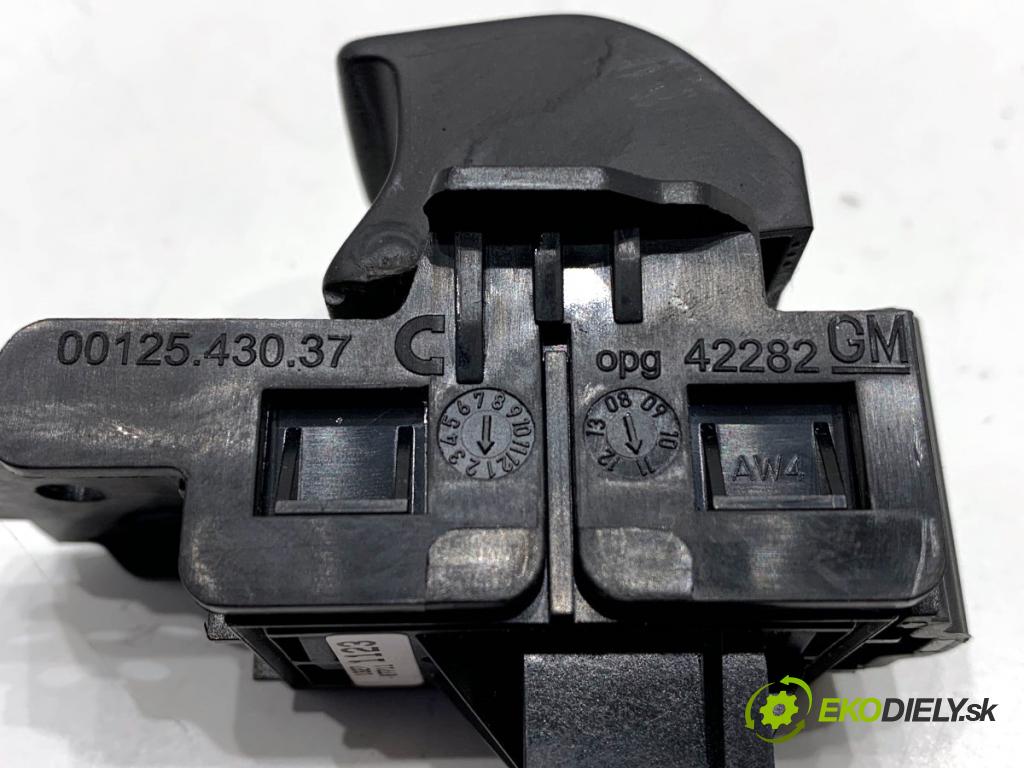 OPEL INSIGNIA A Kombi 2011 118 kW 2.0 CDTI 4x4 (35) 1956 BRZDA: ručný elektrický 13271123 (Ručná brzda)