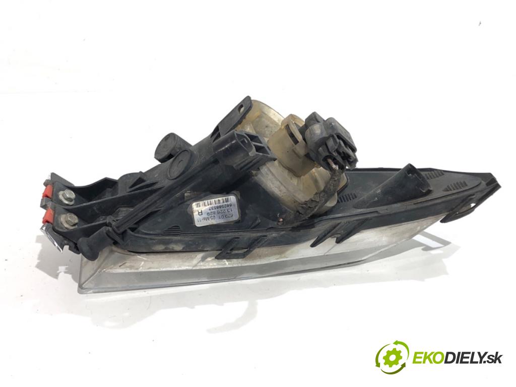 OPEL INSIGNIA A Kombi 2011 118 kW 2.0 CDTI 4x4 (35) 1956 Hmlové svetlo, hmlovka pravy predný 13226829