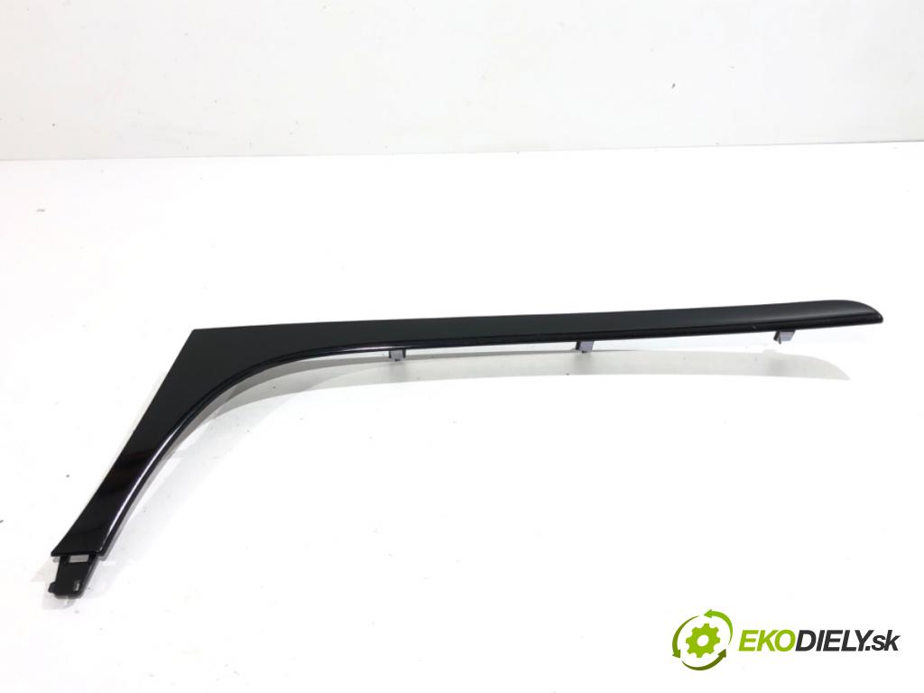 OPEL INSIGNIA A Kombi 2011 118 kW 2.0 CDTI 4x4 (35) 1956 lišty kryt 13221845 13221835 (Lišta)