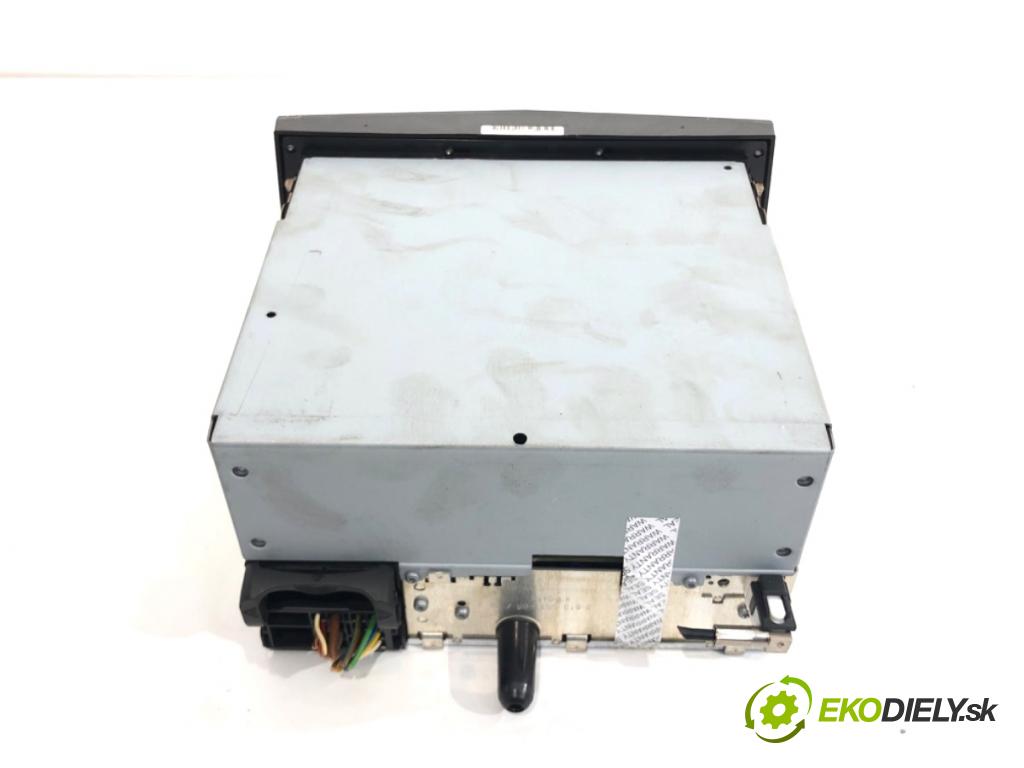 OPEL ASTRA H liftback 2004 66 kW 1.4 (L48) 1364 RADIO 13154304 (Audio zariadenie)