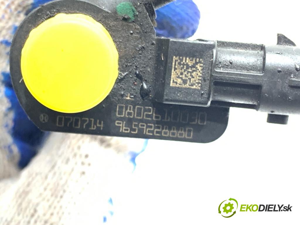 PEUGEOT 4007 SUV 2008 115 kW 2.2 HDi 2179 vstrekovač 0445115025 (Vstrekovač paliva)