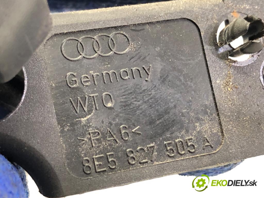 AUDI A4 B6 sedan 2001 132 kW 2.5 TDI quattro 2496 zámok dveří zadní část 8E5827505A