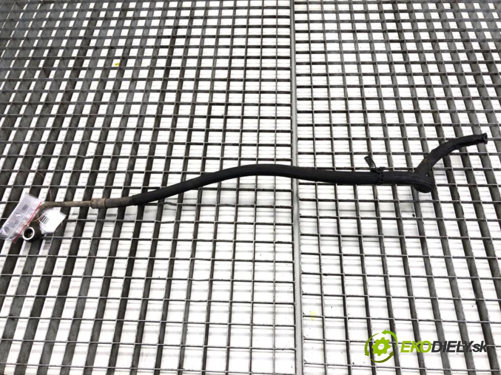 AUDI A4 B6 sedan 2001 132 kW 2.5 TDI quattro 2496 hadica servočerpadlo  (Rúrka servočerpadla)