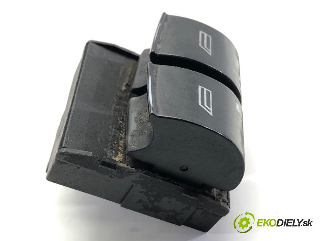 AUDI A4 B6 sedan 2001 132 kW 2.5 TDI quattro 2496 Prepínač okien 8Z0959851A (Prepínacie páčky pod volantom)