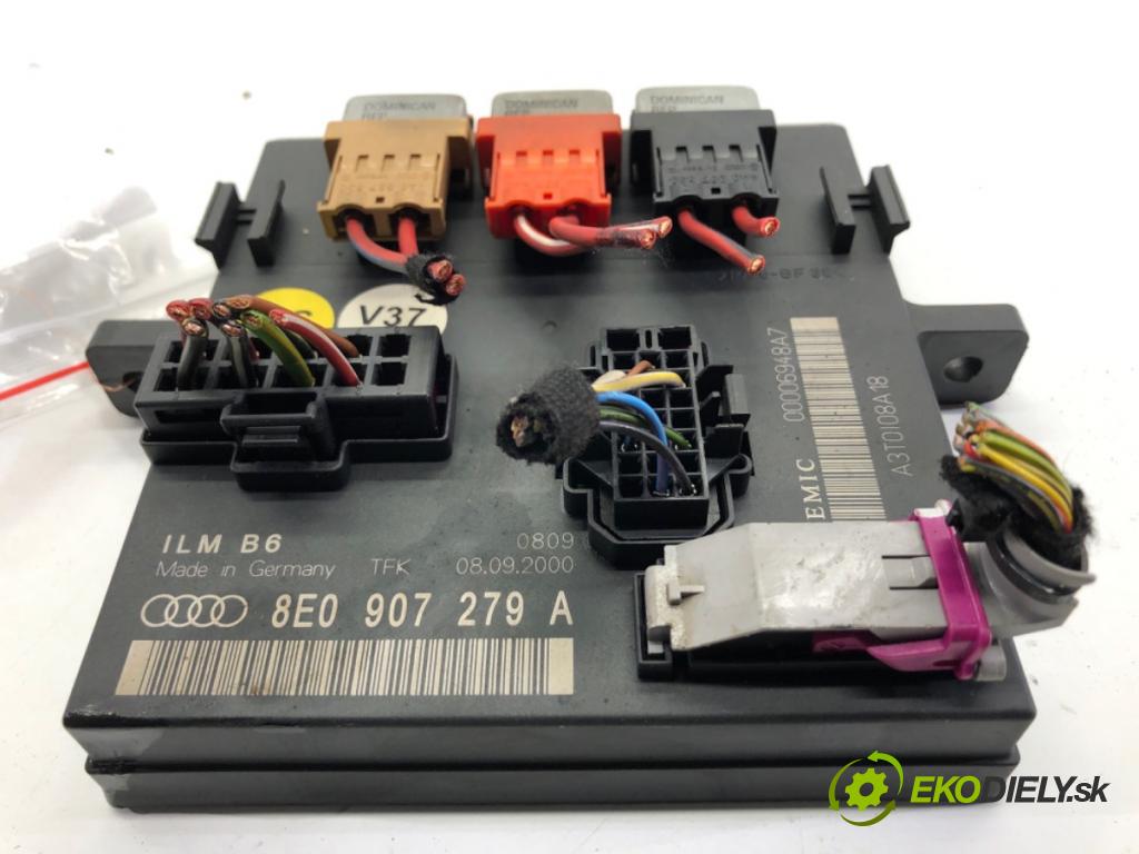 AUDI A4 B6 sedan 2001 132 kW 2.5 TDI quattro 2496 Modul svetiel 8E0907279A (Riadiaca jednotka ostatné)