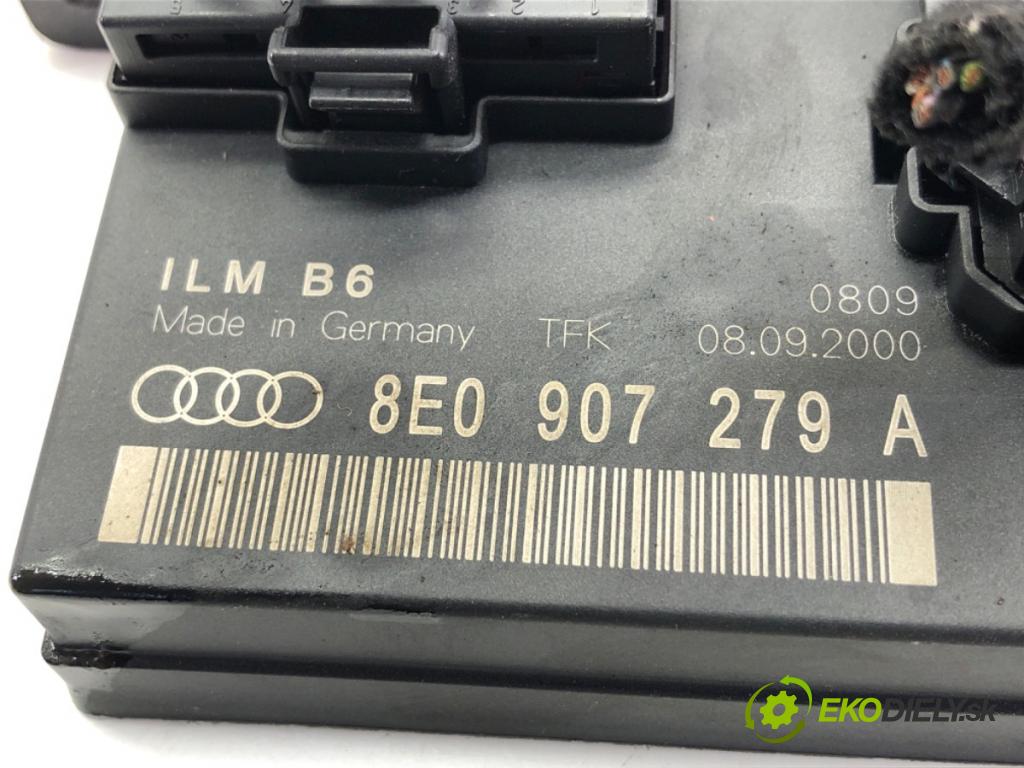 AUDI A4 B6 sedan 2001 132 kW 2.5 TDI quattro 2496 Modul svetiel 8E0907279A (Riadiaca jednotka ostatné)