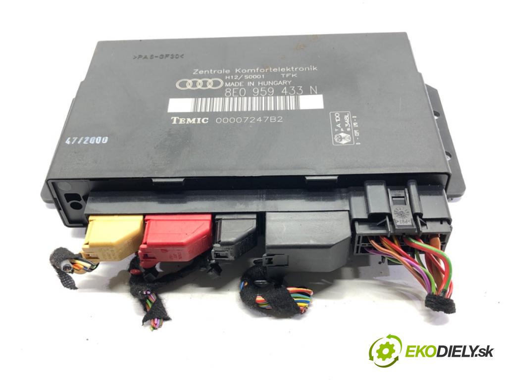 AUDI A4 B6 sedan 2001 132 kW 2.5 TDI quattro 2496 modul komfortu 8E0959433N (Komfortní modul)