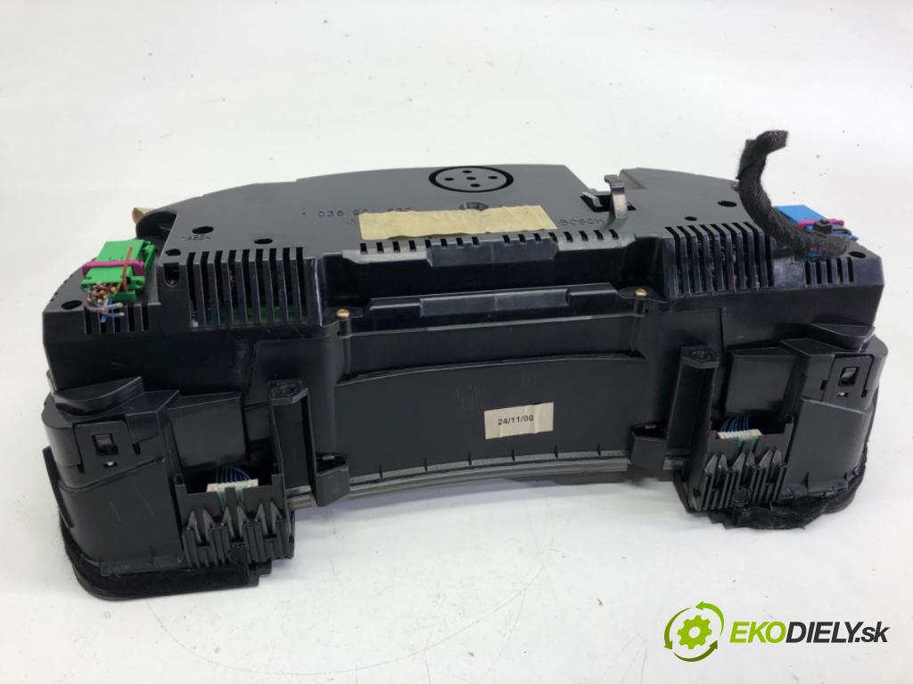 AUDI A4 B6 sedan 2001 132 kW 2.5 TDI quattro 2496 Prístrojovka 8E0920900B (Prístrojová doska)