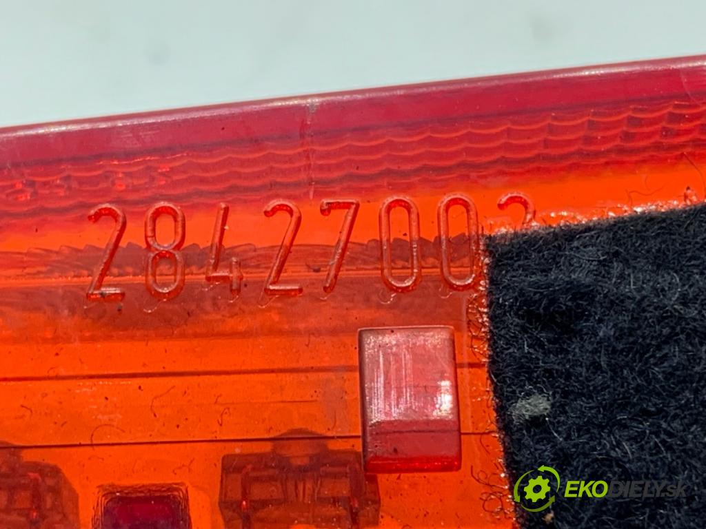 AUDI A4 B6 sedan 2001 132 kW 2.5 TDI quattro 2496 světlo brzdových světel