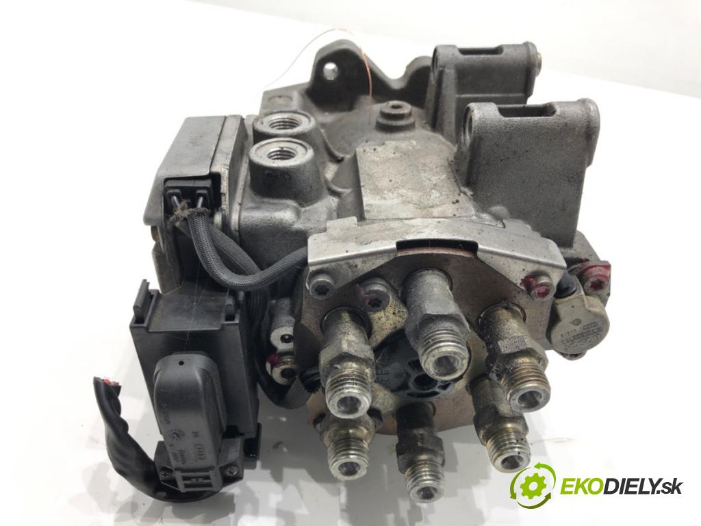 AUDI A4 B6 sedan 2001 132 kW 2.5 TDI quattro 2496 pumpa vstřikovací 059130106L (Vstřikovací čerpadlo)