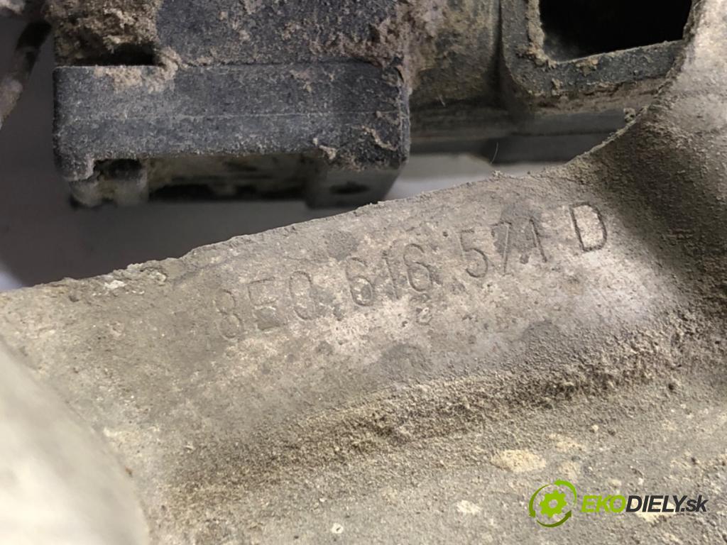 AUDI A4 B6 sedan 2001 132 kW 2.5 TDI quattro 2496 snímač ÚROVEŇ: XENON zadní část levý 8E0616571D