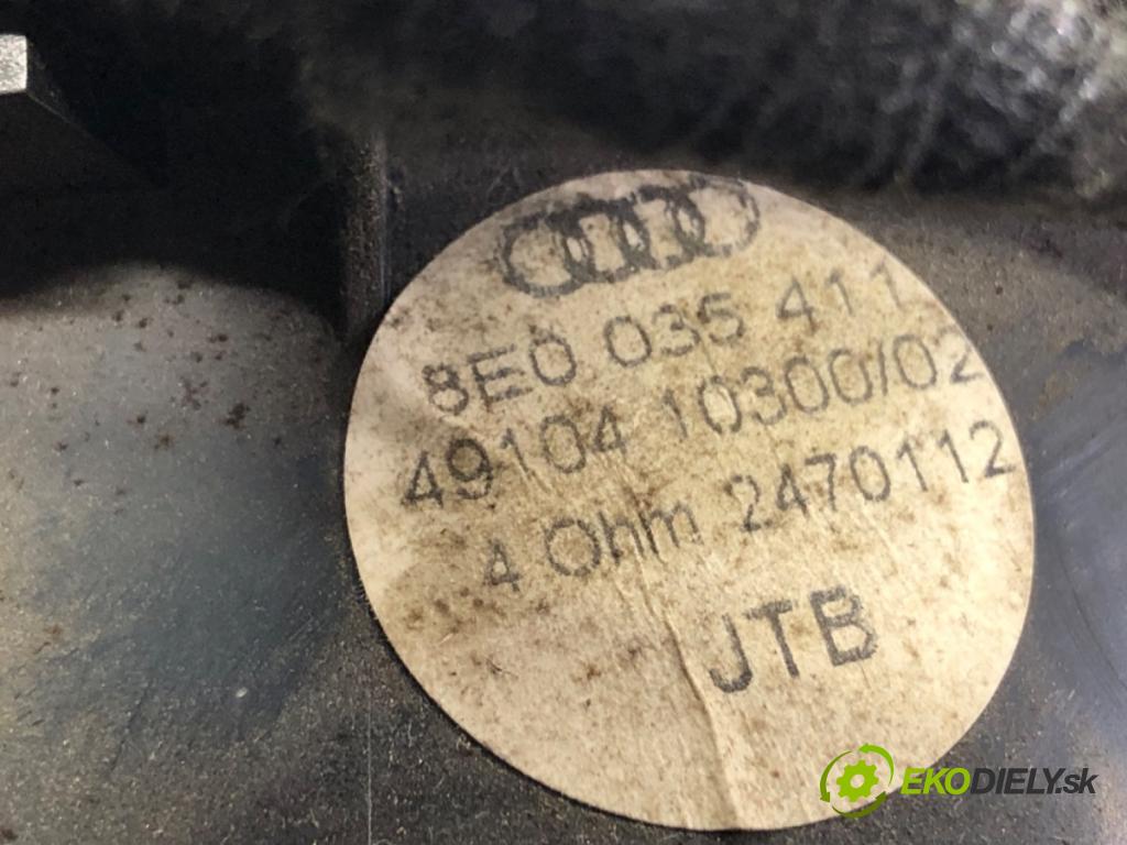 AUDI A4 B6 sedan 2001 132 kW 2.5 TDI quattro 2496 reproduktor dveře přední část levý 8E0035411