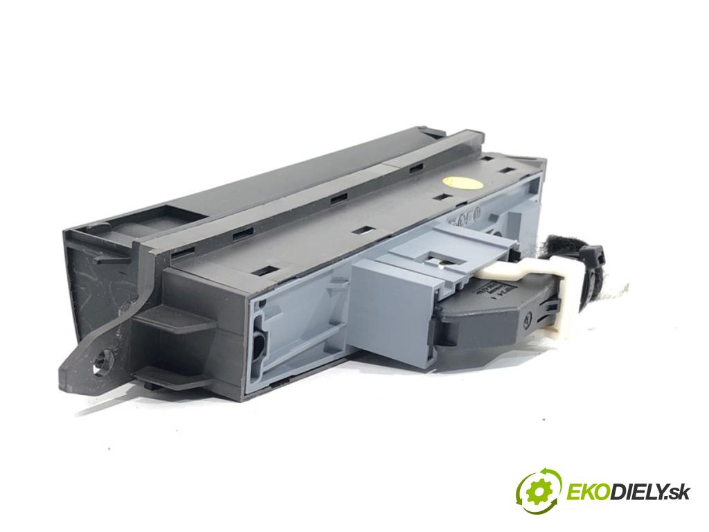 VW PASSAT B7 sedan 2014 103 kW 2.0 TDI 1968 Spínač brzdy ručnej brzdy 3AB927137D (Prepínacie páčky pod volantom)