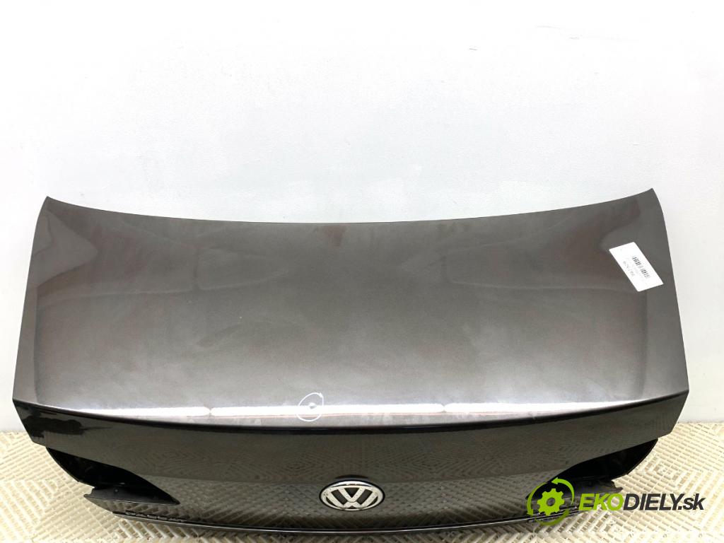 VW PASSAT B7 sedan 2014 103 kW 2.0 TDI 1968 kapota zadní část