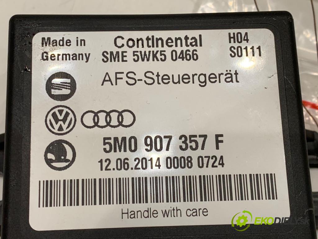 VW PASSAT B7 sedan 2014 103 kW 2.0 TDI 1968 Modul svetiel 5M0907357F (Riadiaca jednotka ostatné)
