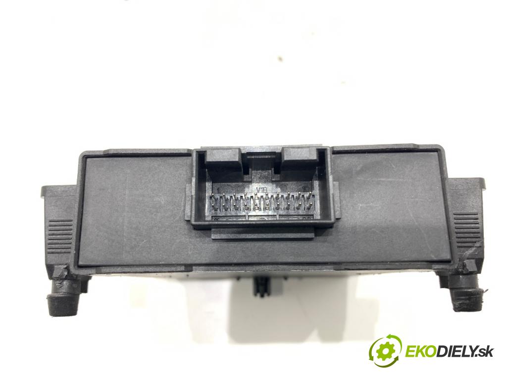 VW PASSAT B7 sedan 2014 103 kW 2.0 TDI 1968 modul GATEWAY 7N0907530AS