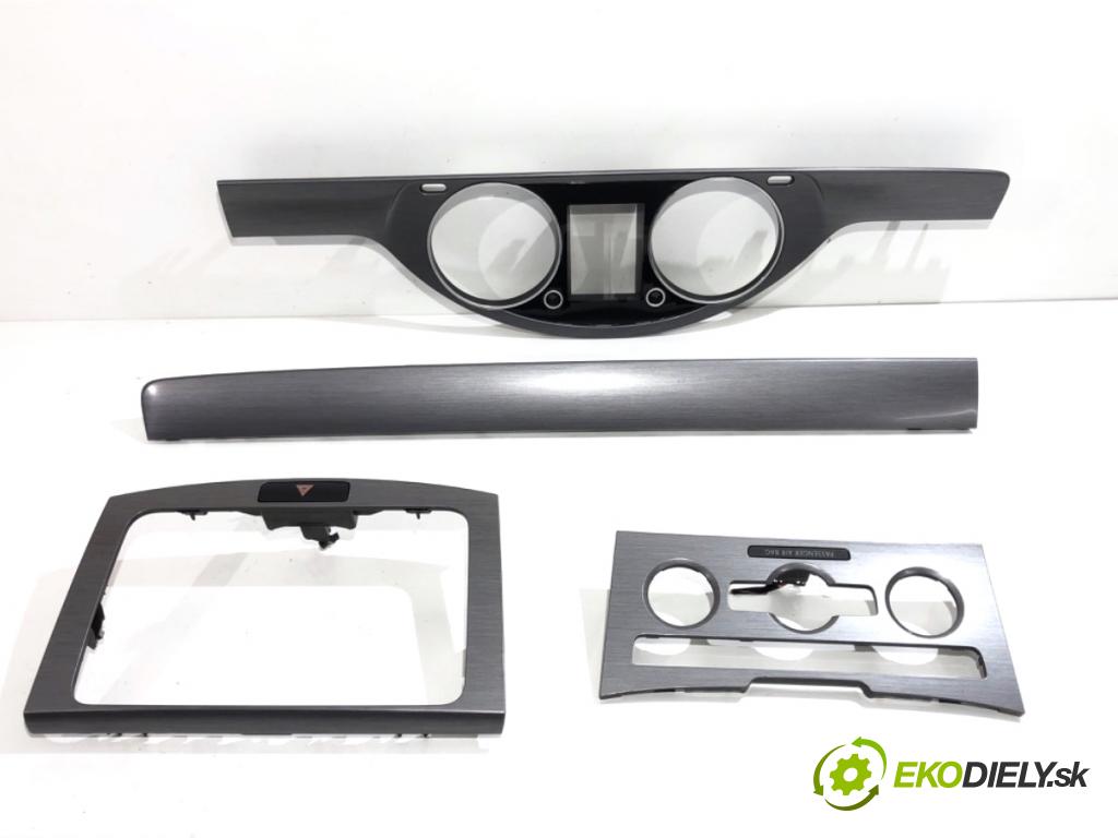 VW PASSAT B7 sedan 2014 103 kW 2.0 TDI 1968 lišty kryt 3AB858366D (Lišta)