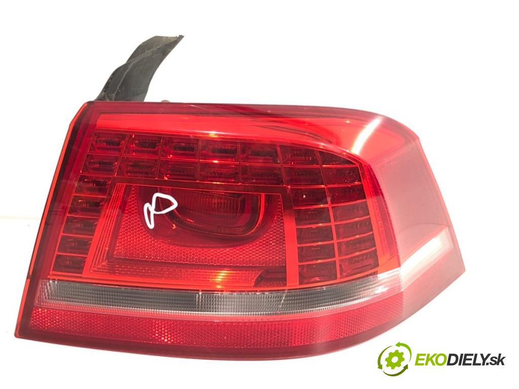 VW PASSAT B7 sedan 2014 103 kW 2.0 TDI 1968 světlo pravý zadní část 4AE945310