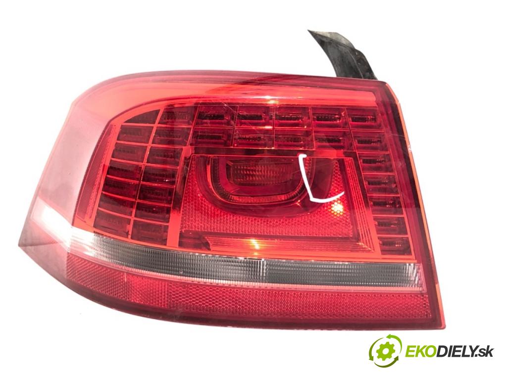 VW PASSAT B7 sedan 2014 103 kW 2.0 TDI 1968 světlo levý zadní část 4AE945309