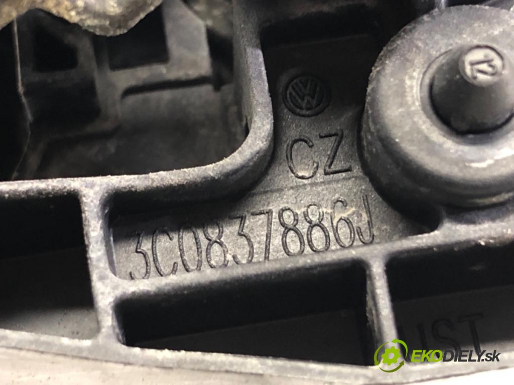 VW PASSAT B7 sedan 2014 103 kW 2.0 TDI 1968 klika vnejší pravý přední část 3C0837886J