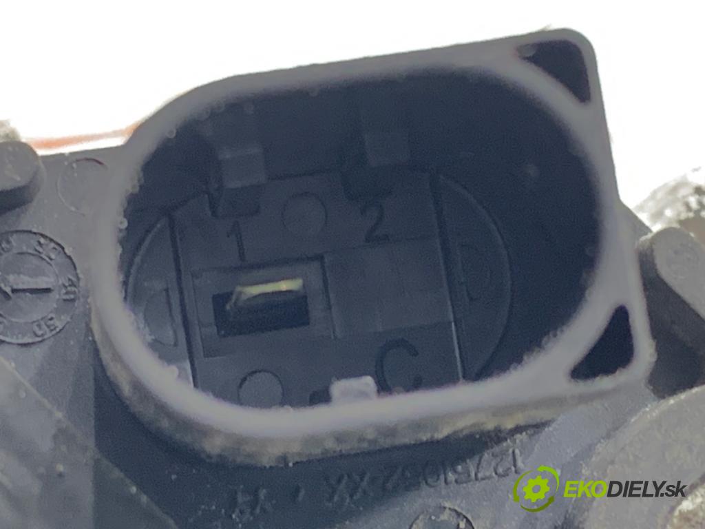 VW PASSAT B7 sedan 2014 103 kW 2.0 TDI 1968 Alternátor 03l903024F (Alternátor)