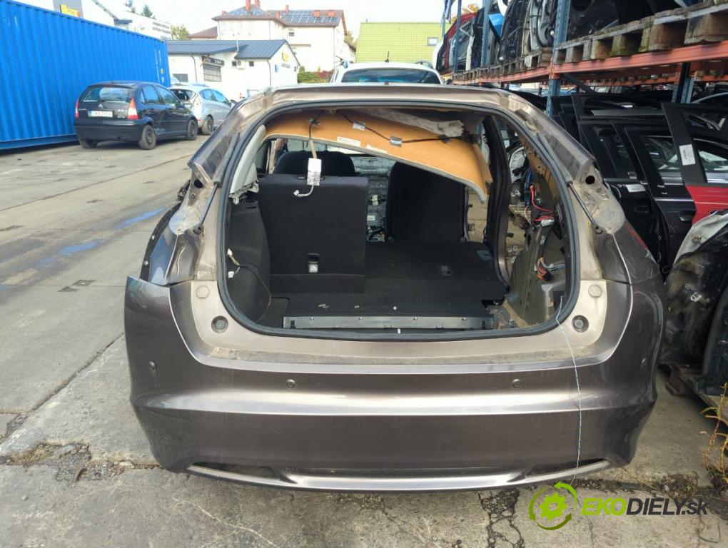 HONDA CIVIC IX liftback 2013 73 kW 1.4 i-VTEC (FK1) 1339 KAROSERIA ČTVRŤÁK blatník zadní část levý pravý práh střecha PODŁUŻNICA levý pravý