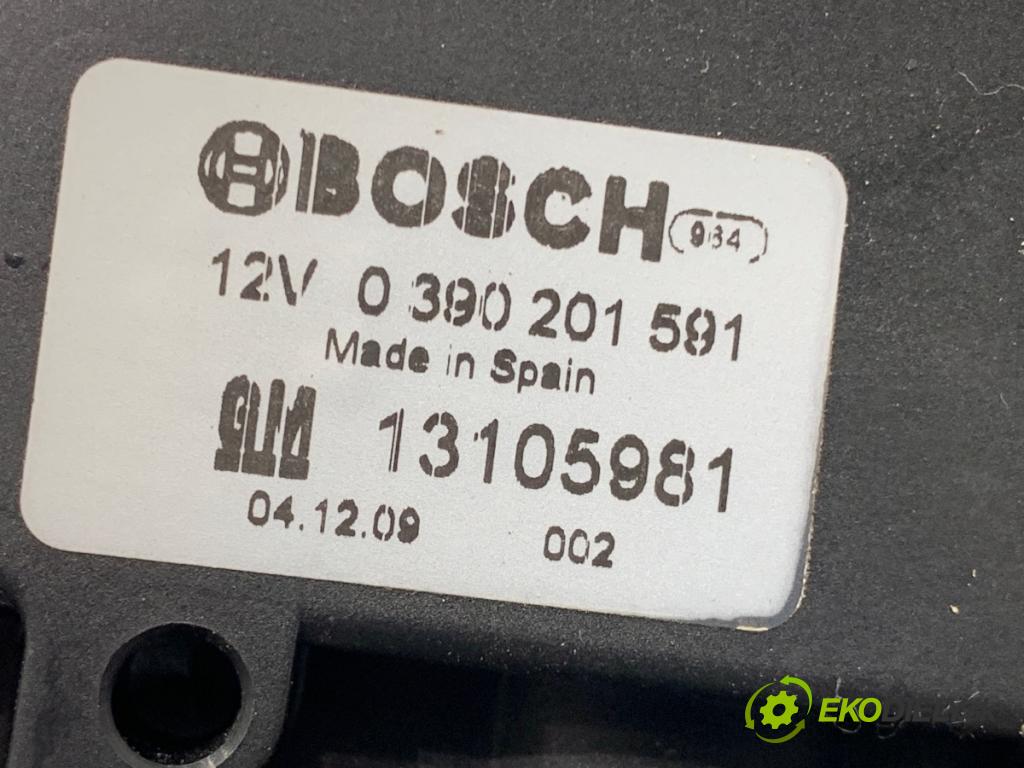 OPEL ASTRA H liftback 2005 77 kW 1.6 (L48) 1598 motor stěračů zadní část 13105981 0390201591
