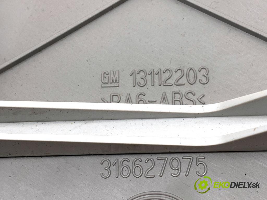 OPEL ASTRA H liftback 2005 77 kW 1.6 (L48) 1598 světlo stropní 13112203