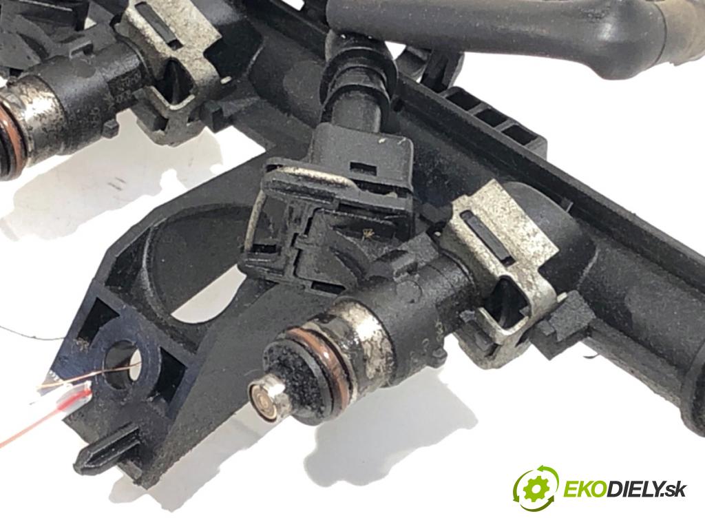 RENAULT TWINGO II liftback 2009 56 kW 1.2 16V (CN0K, CN0V) 1149 Lišta vstrekovacia 8200367230 (Vstrekovacia lišta)