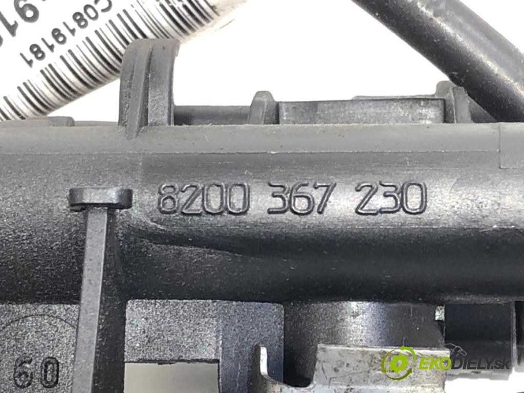 RENAULT TWINGO II liftback 2009 56 kW 1.2 16V (CN0K, CN0V) 1149 Lišta vstrekovacia 8200367230 (Vstrekovacia lišta)