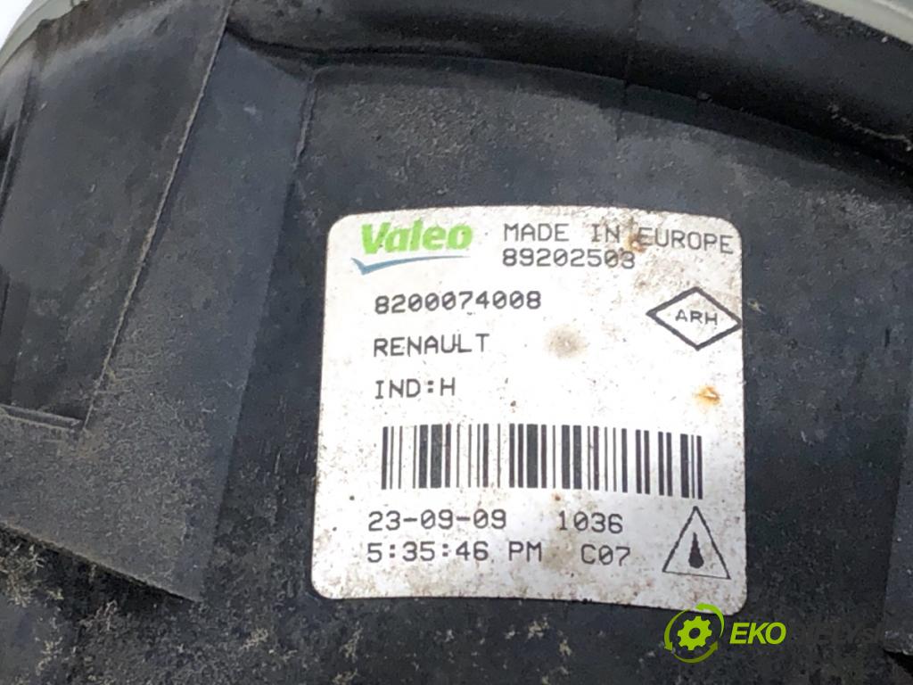 RENAULT TWINGO II liftback 2009 56 kW 1.2 16V (CN0K, CN0V) 1149 hmlové svetlo, hmlovka levý přední část 8200074008