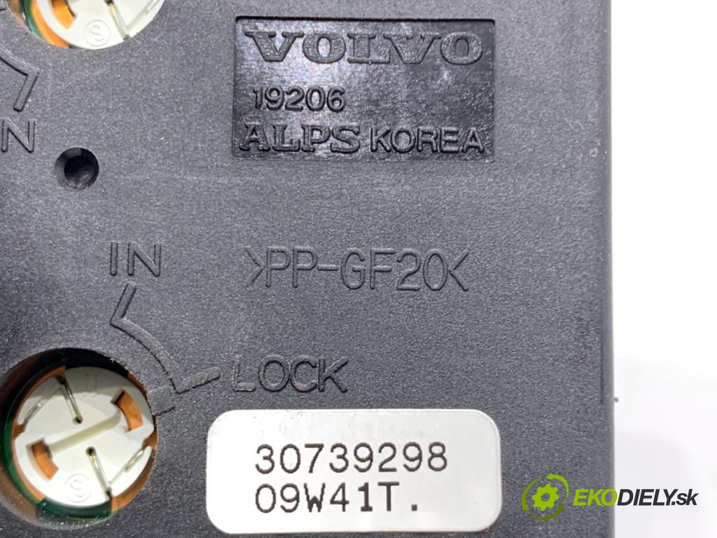 VOLVO V50 Kombi 2010 80 kW 1.6 D 1560 spínač světel 30739298