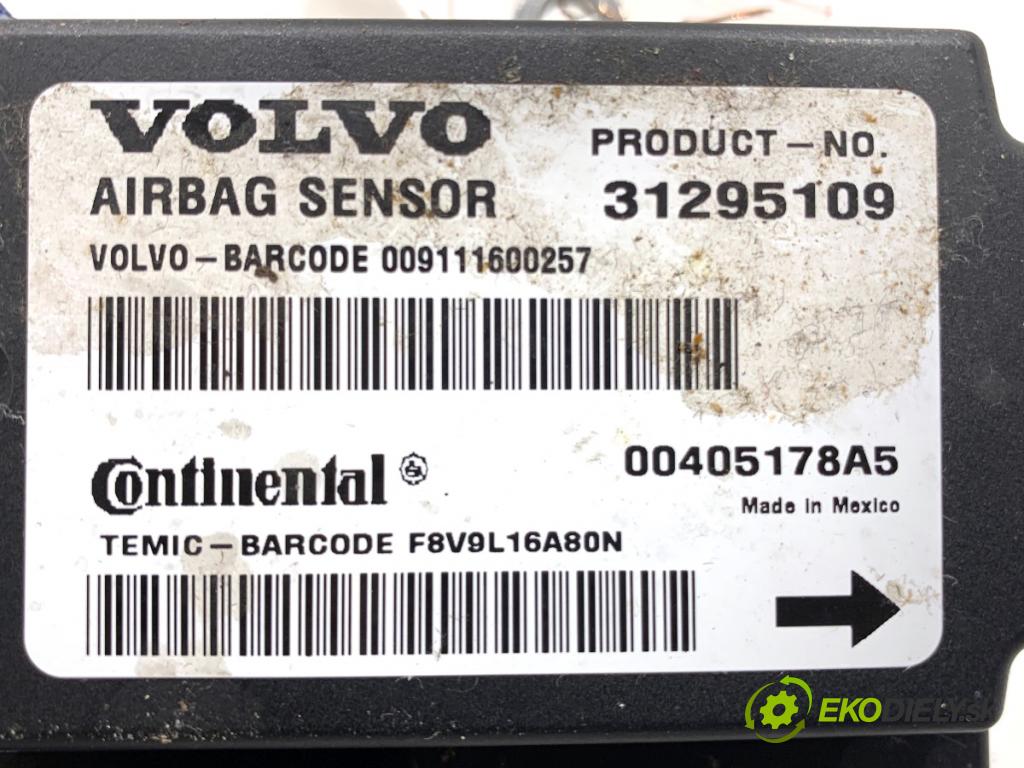 VOLVO V50 Kombi 2010 80 kW 1.6 D 1560 senzor airbag 31295109 (Snímač)