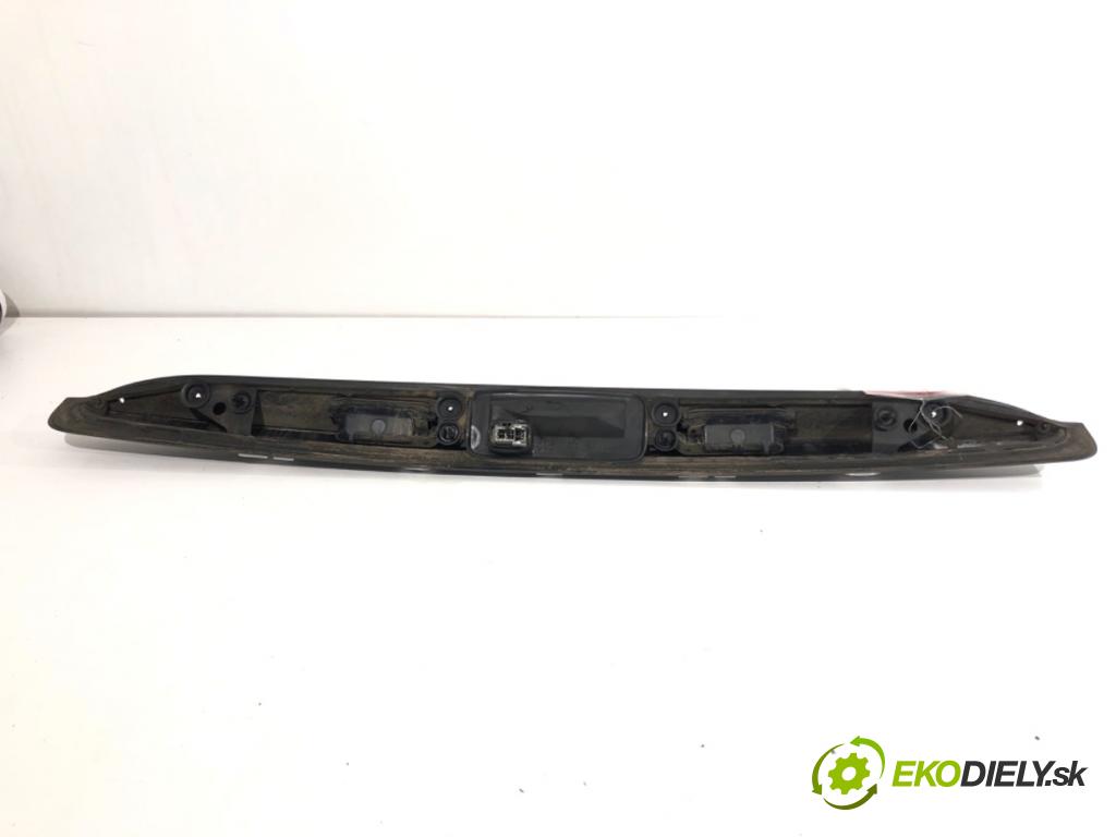 VOLVO V50 Kombi 2010 80 kW 1.6 D 1560 lišta dveří zadní část 30753026