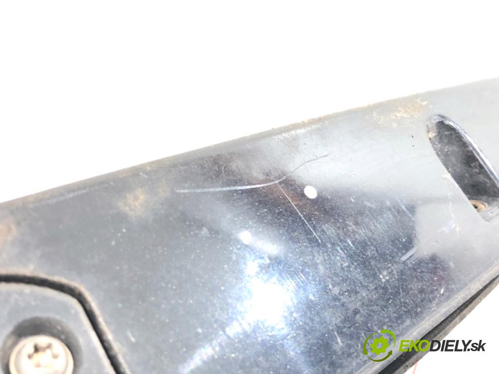 VOLVO V50 Kombi 2010 80 kW 1.6 D 1560 lišta dveří zadní část 30753026