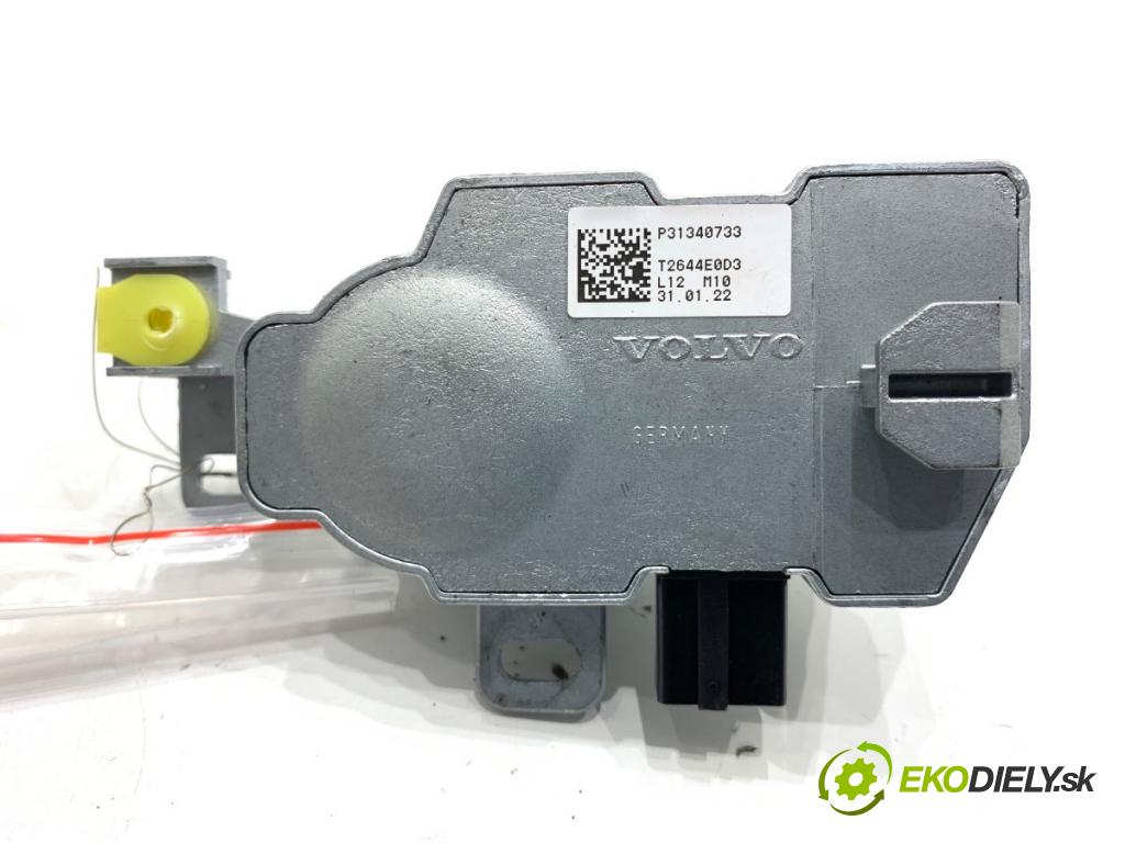 VOLVO V50 Kombi 2010 80 kW 1.6 D 1560 blokáda volantu 31340733 (Riadenie ostatné)