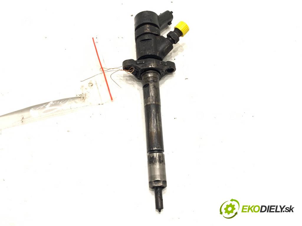 VOLVO V50 Kombi 2010 80 kW 1.6 D 1560 vstrekovač 0445110259 (Vstrekovač paliva)