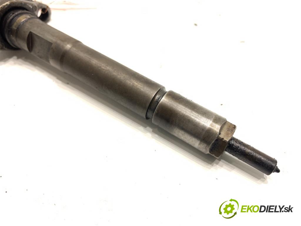 VOLVO V50 Kombi 2010 80 kW 1.6 D 1560 vstrekovač 0445110259 (Vstrekovač paliva)