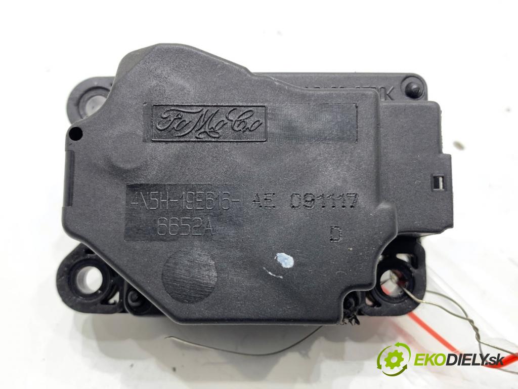 VOLVO V50 Kombi 2010 80 kW 1.6 D 1560 motor topení 4N5H-19E616-AE
