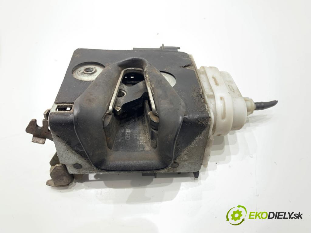 AUDI A3 8L liftback 2000 110 kW 1.8 T 1781 zámok dveře levý přední část 8L1837015